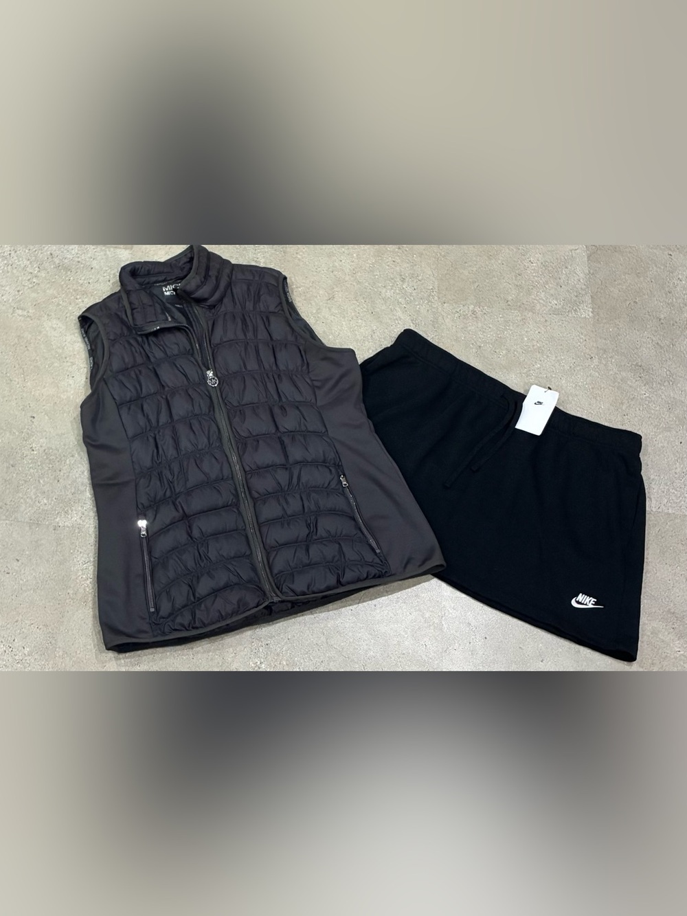 Women’s NIKE/MICHAEL KORS Skirt & Puffer Vest, sz XL…1 NWT